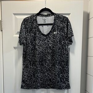Under Armour Black and White Short Sleeve Tee